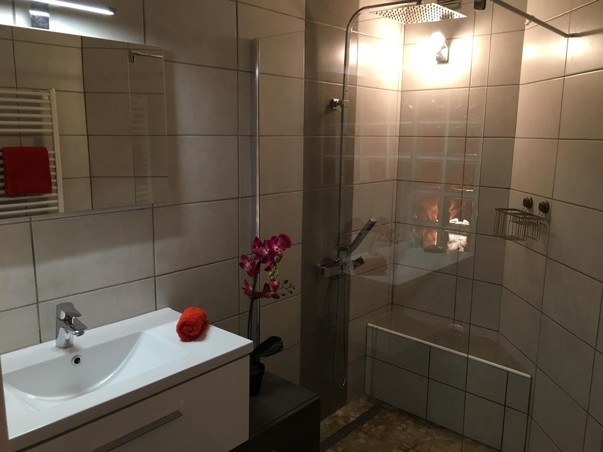 Les Pins Maritimes Apartman Fréjus Kültér fotó